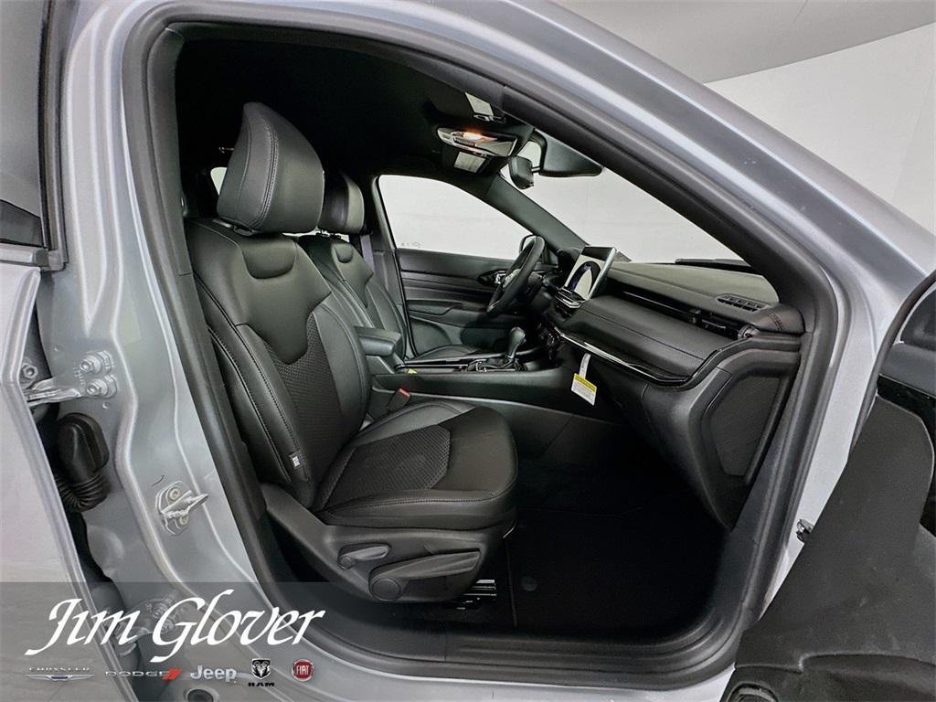 new 2025 Jeep Compass car, priced at $32,755