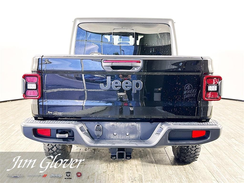 new 2025 Jeep Gladiator car, priced at $45,499