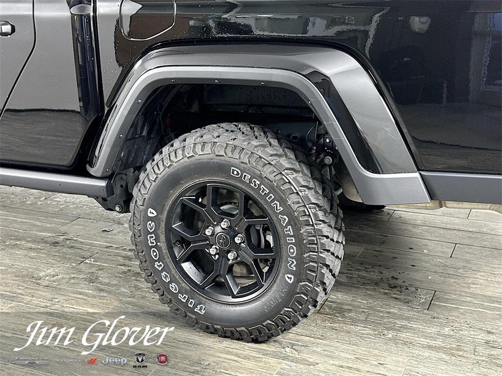 new 2025 Jeep Gladiator car, priced at $45,499