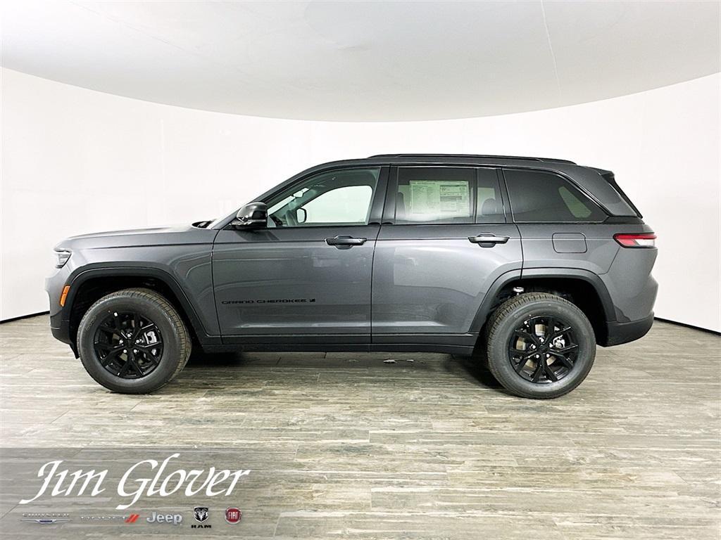 new 2025 Jeep Grand Cherokee car, priced at $39,025