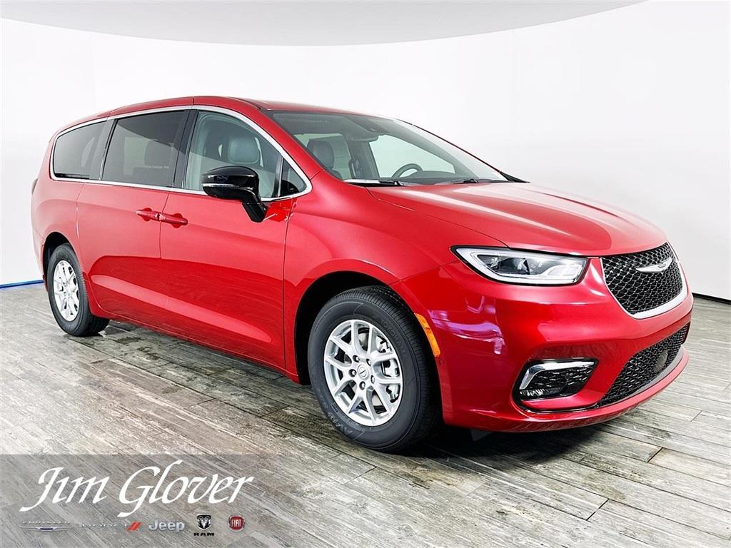 new 2026 Chrysler Pacifica car, priced at $40,377