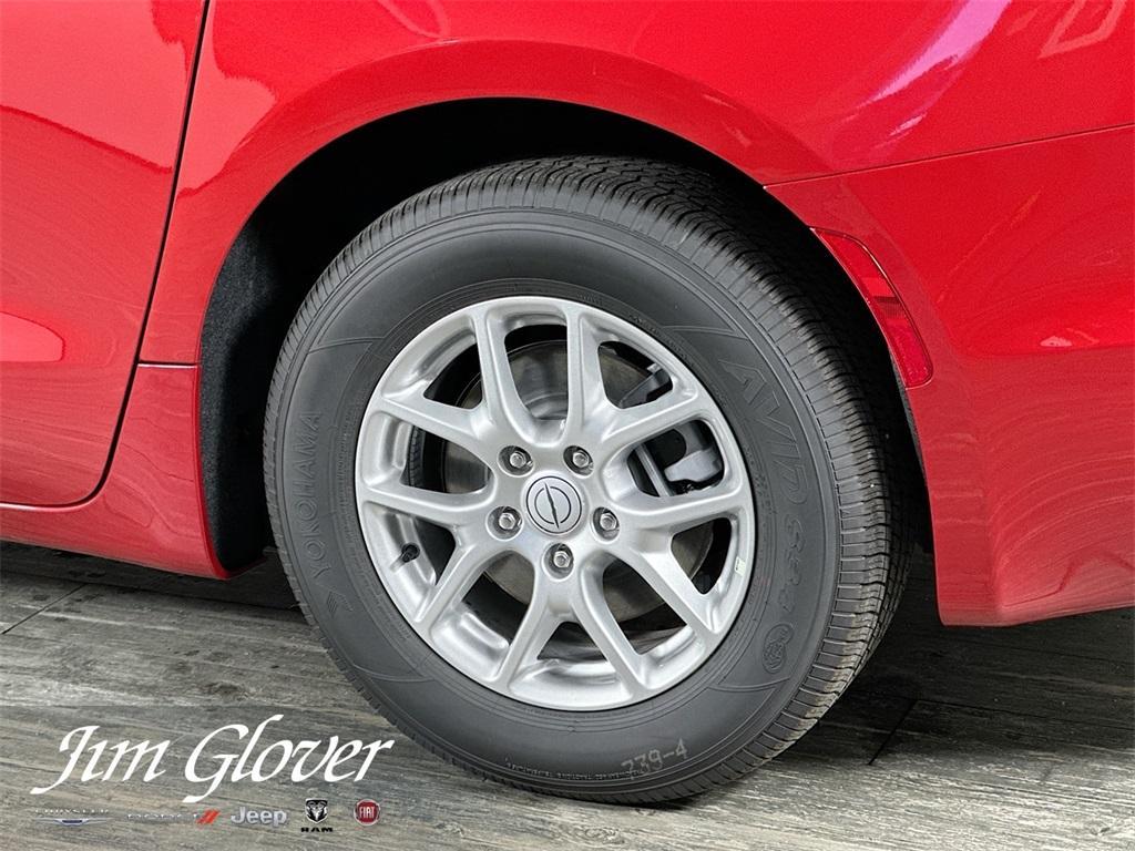 new 2026 Chrysler Pacifica car, priced at $40,377