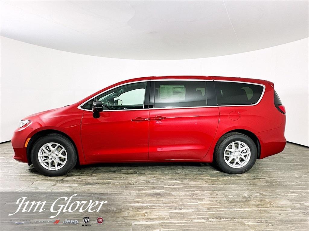 new 2026 Chrysler Pacifica car, priced at $40,377