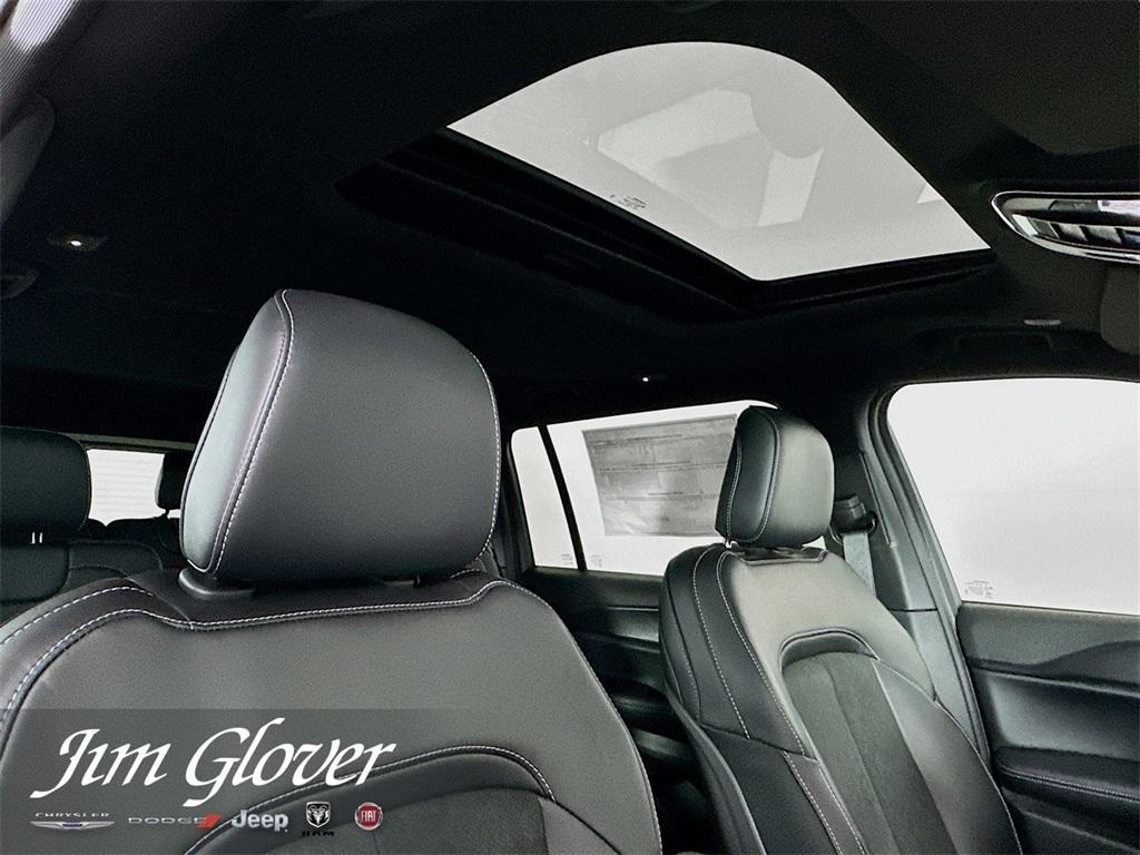 new 2025 Jeep Grand Cherokee L car, priced at $43,575