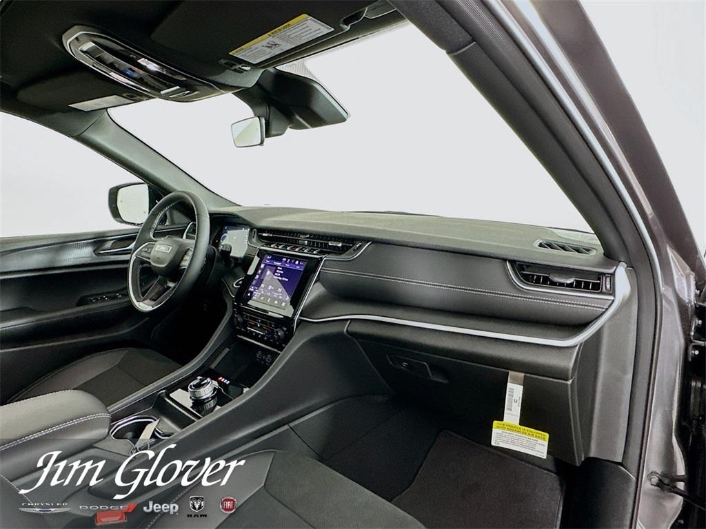 new 2025 Jeep Grand Cherokee L car, priced at $43,575