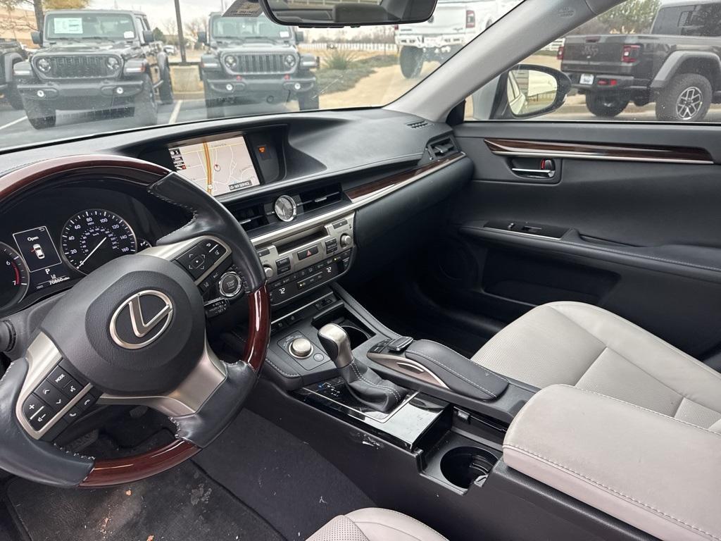 used 2017 Lexus ES 350 car, priced at $22,984