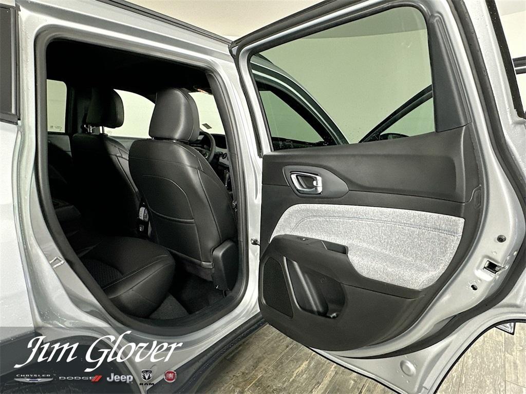 new 2025 Jeep Compass car, priced at $27,132