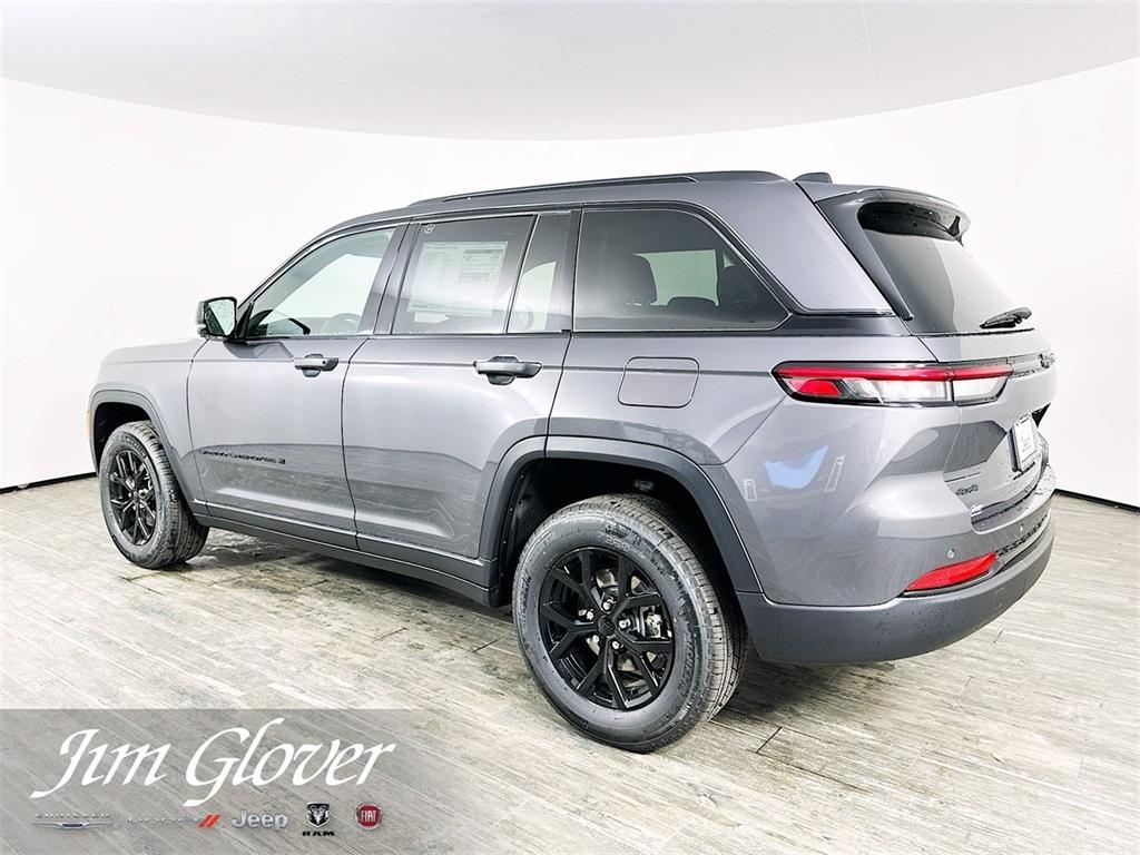 new 2025 Jeep Grand Cherokee car, priced at $41,474
