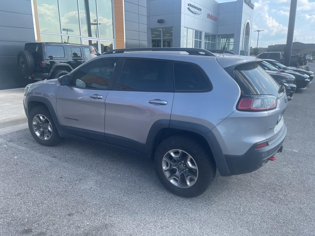 used 2019 Jeep Cherokee car, priced at $19,733