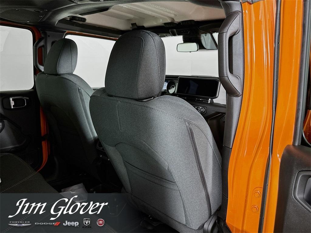 new 2025 Jeep Wrangler car, priced at $46,540