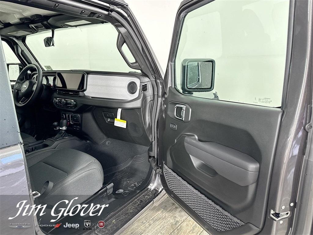 new 2025 Jeep Wrangler car, priced at $33,236
