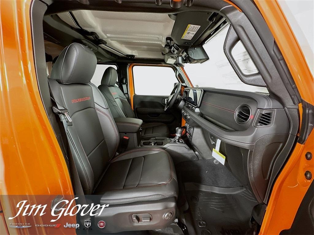 new 2025 Jeep Gladiator car, priced at $52,574
