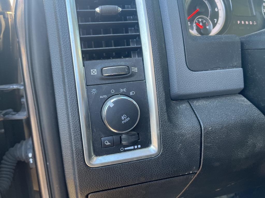 used 2019 Ram 1500 Classic car, priced at $23,449