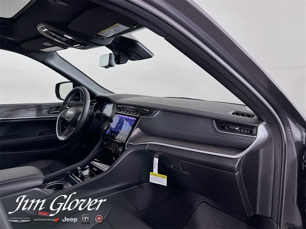 new 2025 Jeep Grand Cherokee car, priced at $49,858