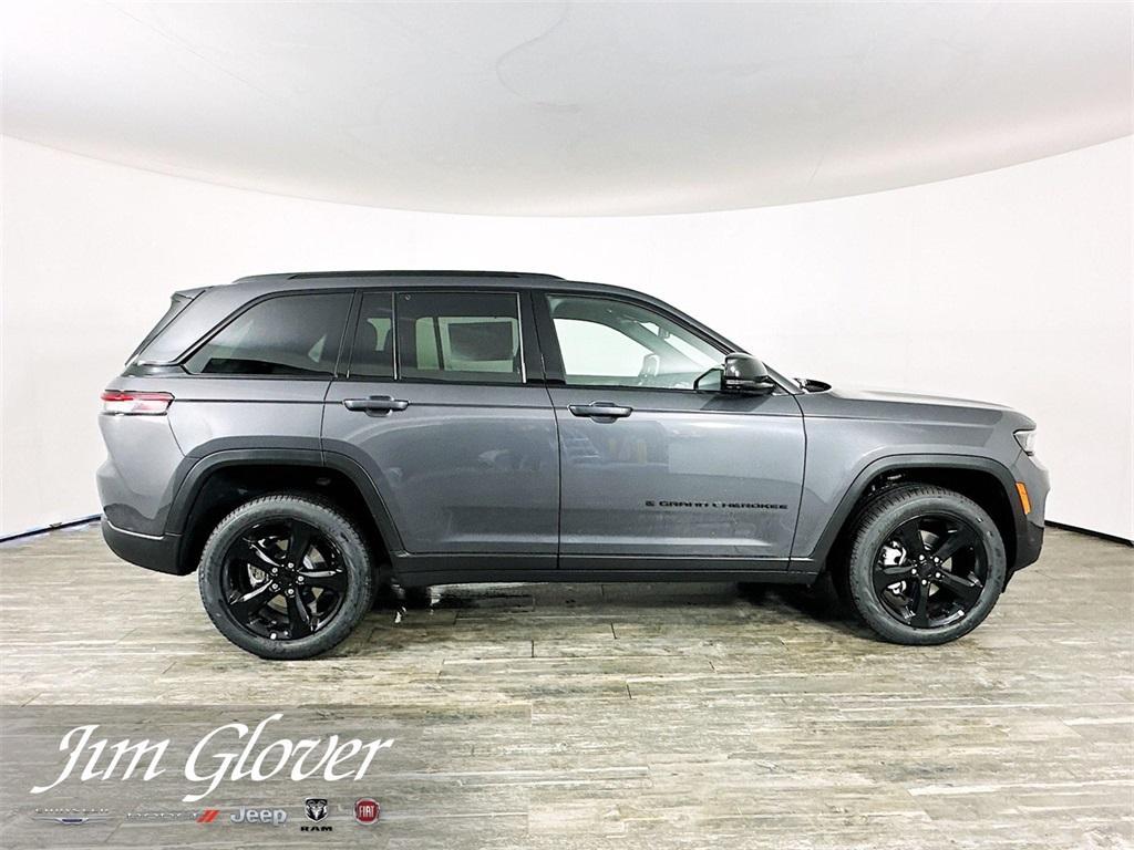 new 2025 Jeep Grand Cherokee car, priced at $49,858