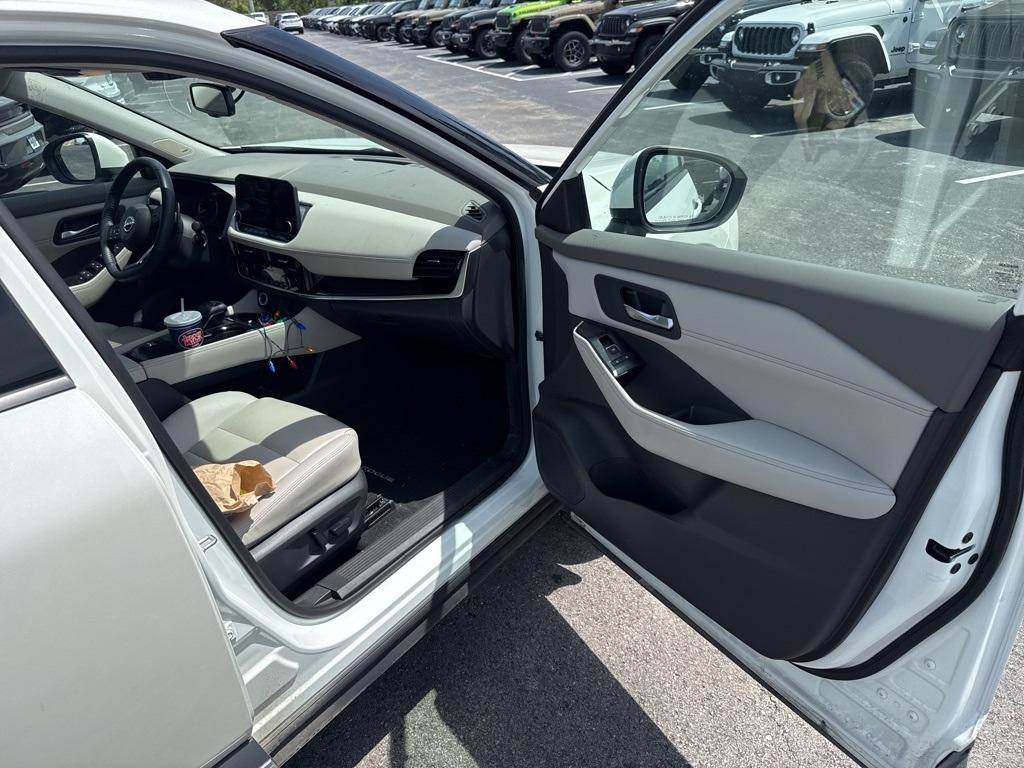 used 2023 Nissan Rogue car, priced at $28,250