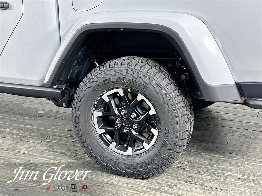 new 2026 Jeep Gladiator car, priced at $61,586