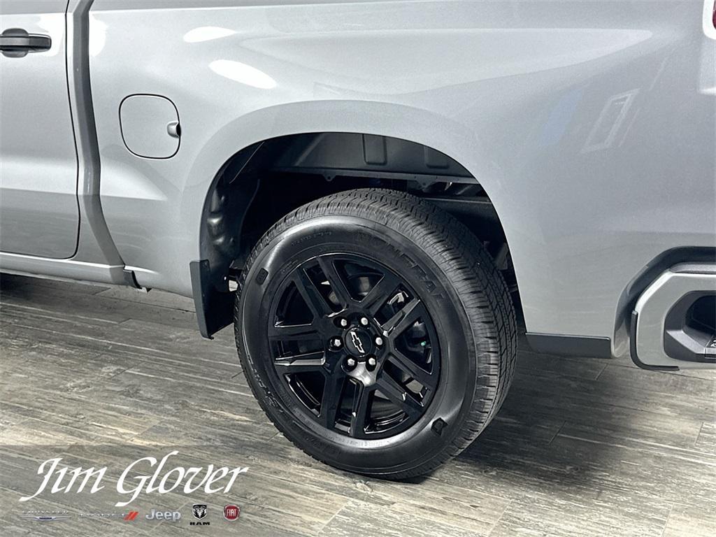 used 2025 Chevrolet Silverado 1500 car, priced at $40,999