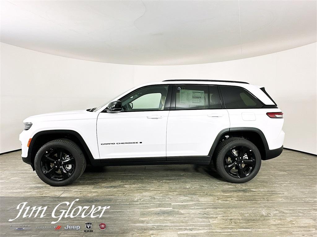 new 2025 Jeep Grand Cherokee car, priced at $45,927
