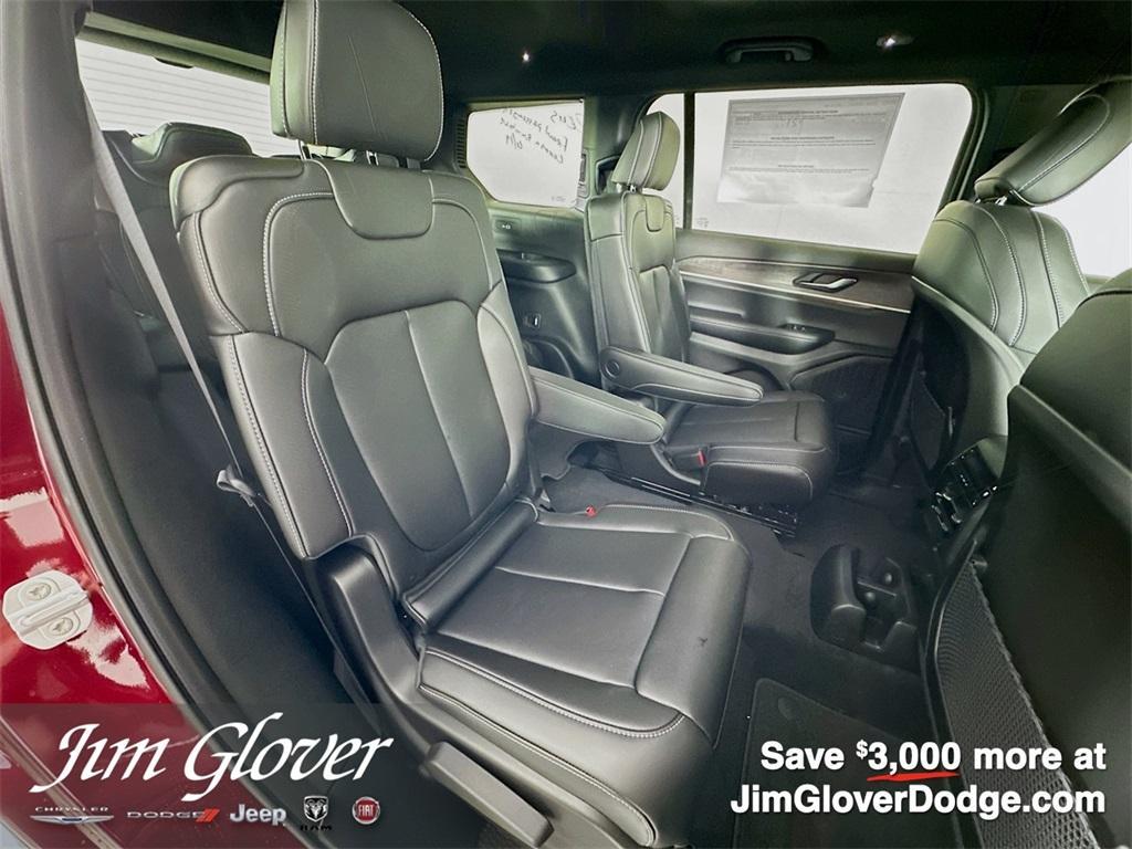 new 2025 Jeep Grand Cherokee L car, priced at $43,946