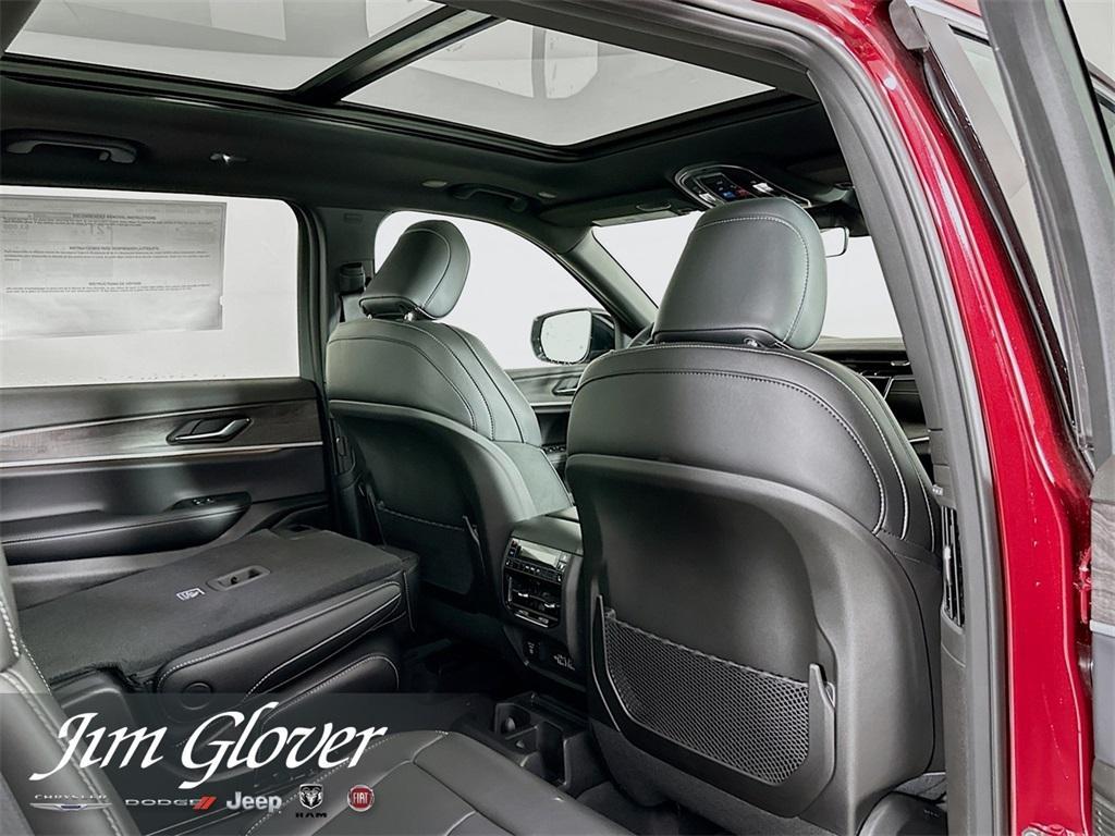 new 2025 Jeep Grand Cherokee L car, priced at $45,790