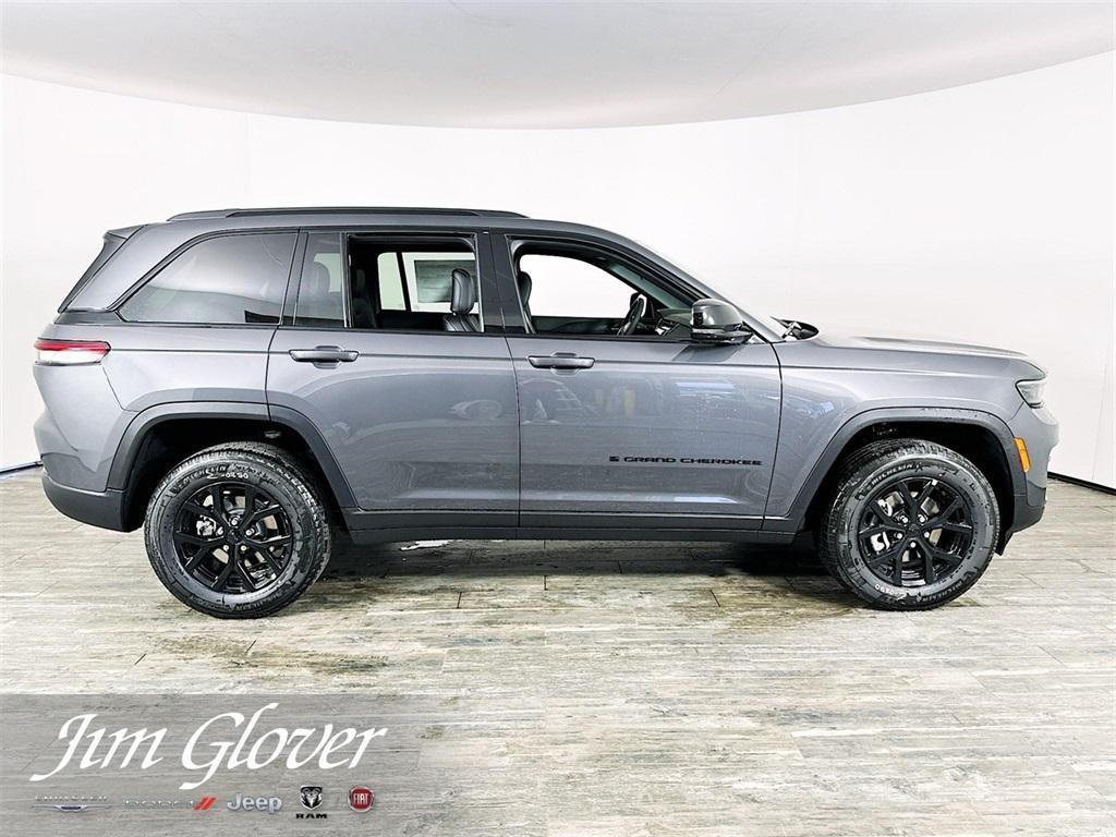 new 2025 Jeep Grand Cherokee car, priced at $41,291