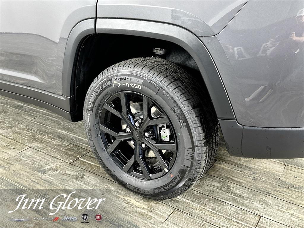new 2025 Jeep Grand Cherokee car, priced at $41,291