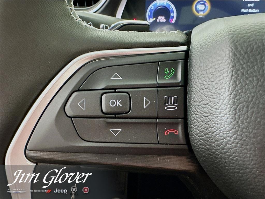 new 2025 Jeep Grand Cherokee car, priced at $41,291