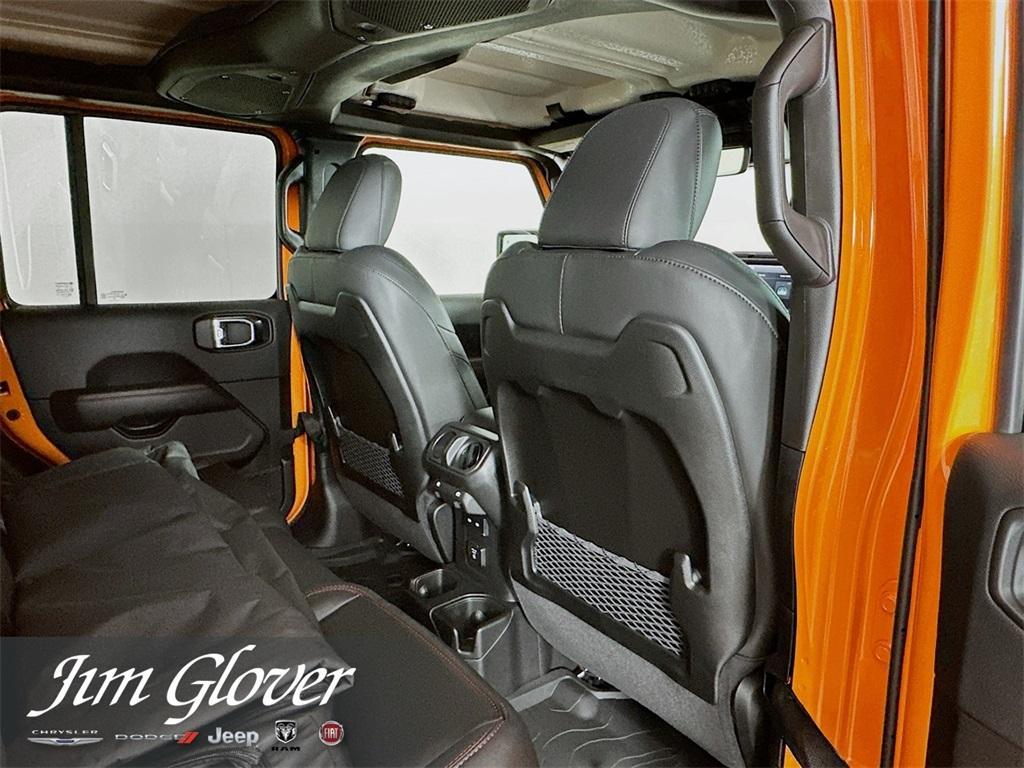 new 2025 Jeep Gladiator car, priced at $53,826
