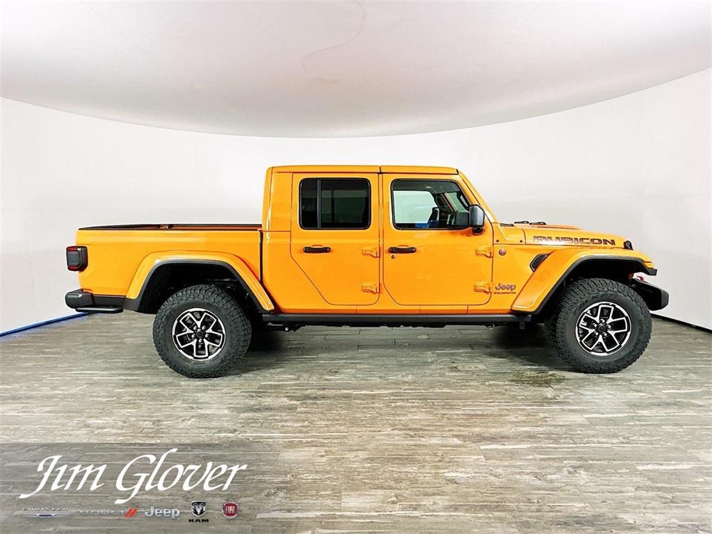 new 2025 Jeep Gladiator car, priced at $53,826