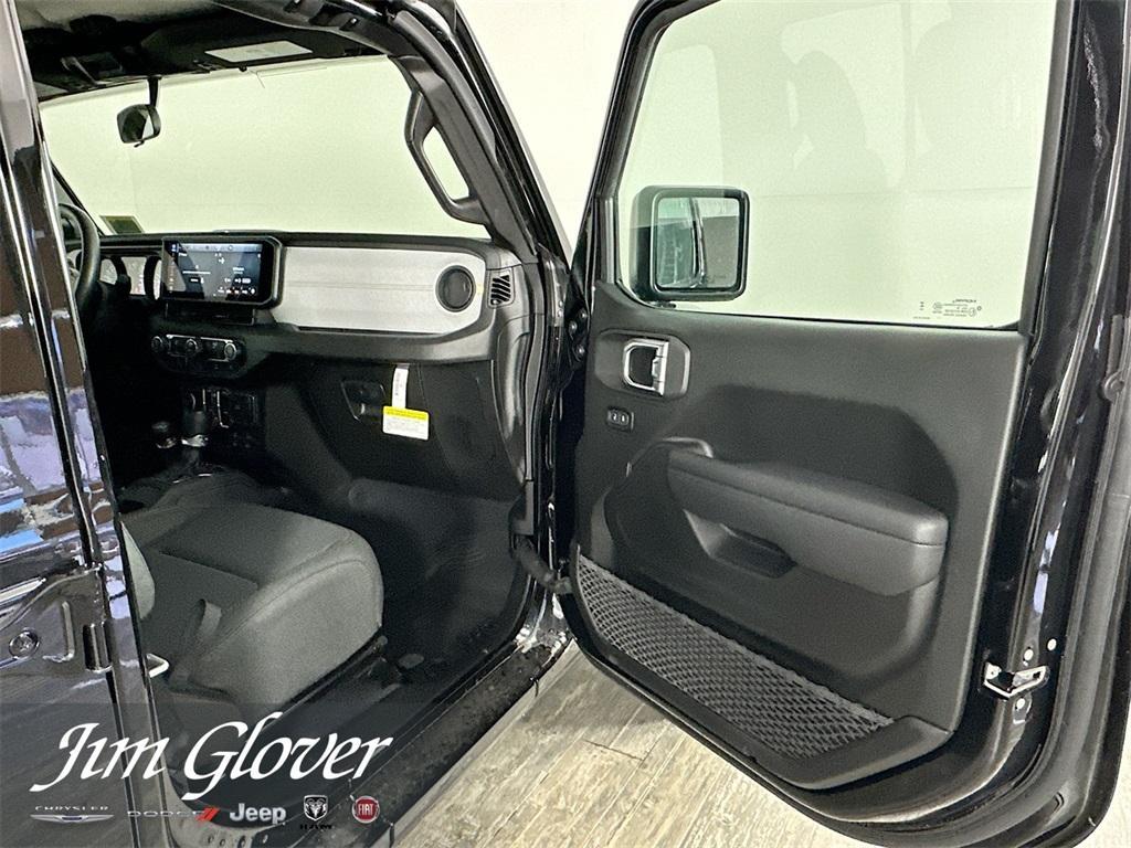 new 2025 Jeep Gladiator car, priced at $35,523