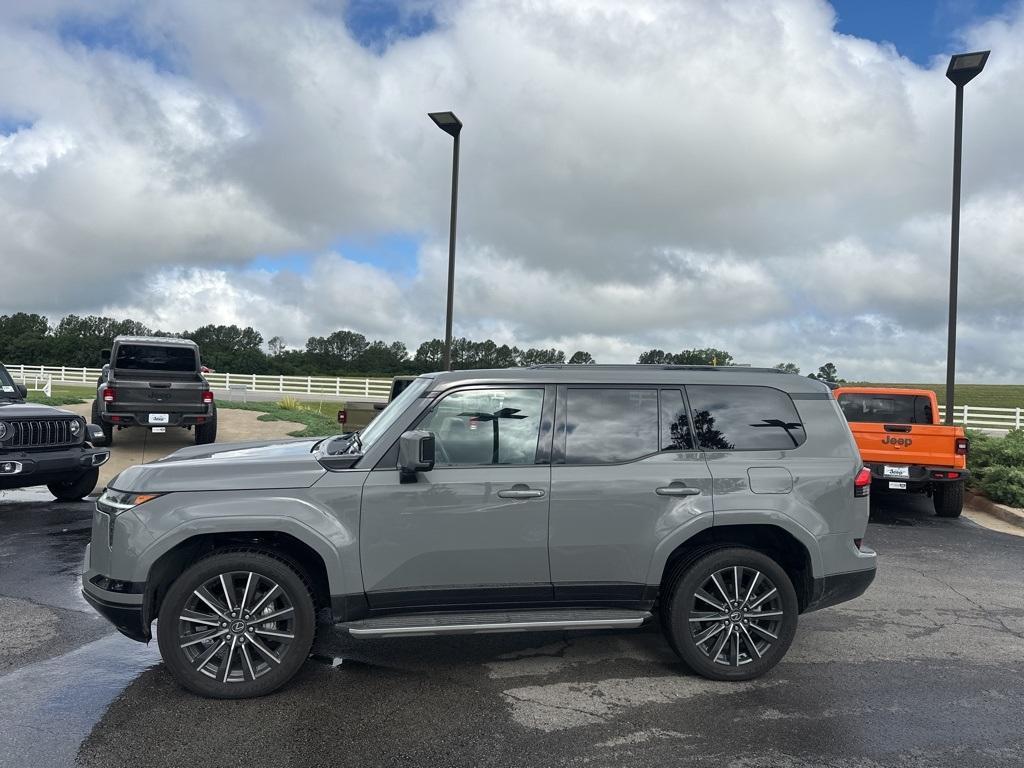 used 2024 Lexus GX 550 car, priced at $89,999