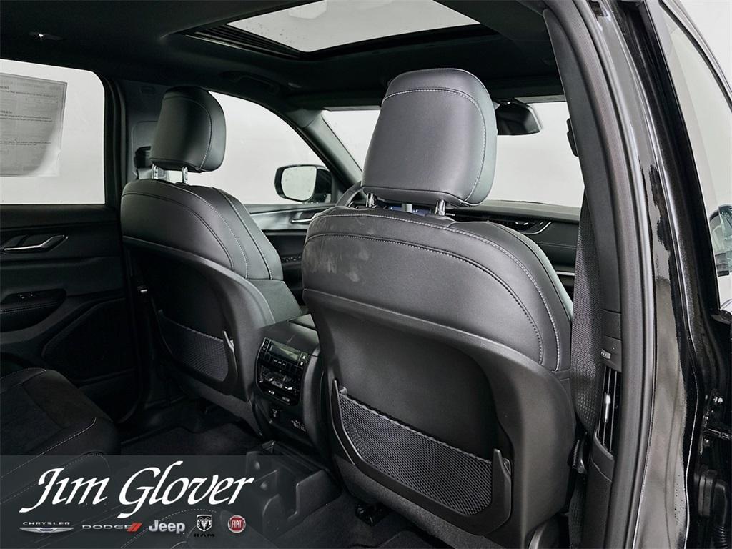 new 2025 Jeep Grand Cherokee L car, priced at $43,575
