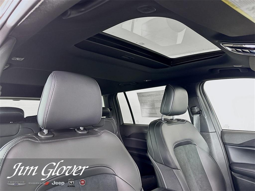 new 2025 Jeep Grand Cherokee L car, priced at $43,575