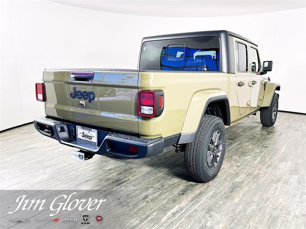 new 2025 Jeep Gladiator car, priced at $43,760