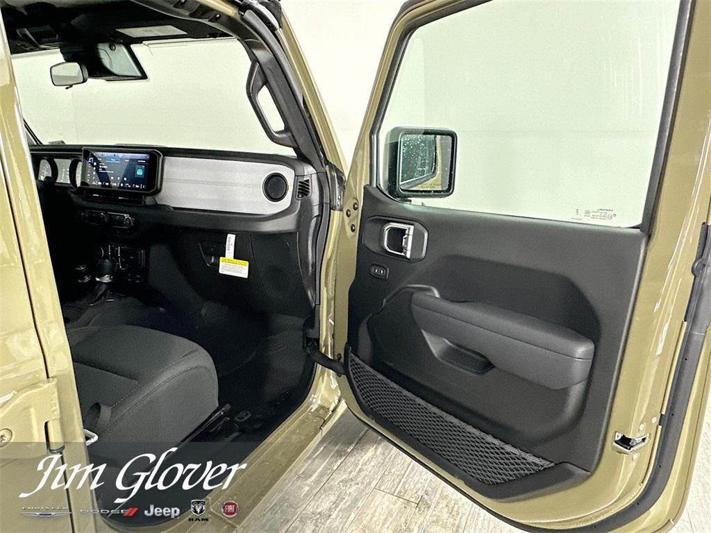 new 2025 Jeep Gladiator car, priced at $43,760