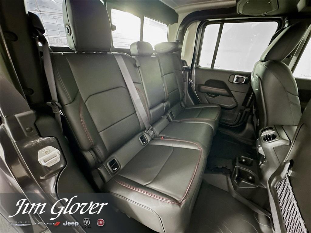 new 2025 Jeep Gladiator car, priced at $71,035
