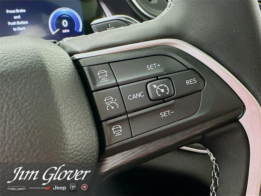 new 2025 Jeep Grand Cherokee car, priced at $42,907