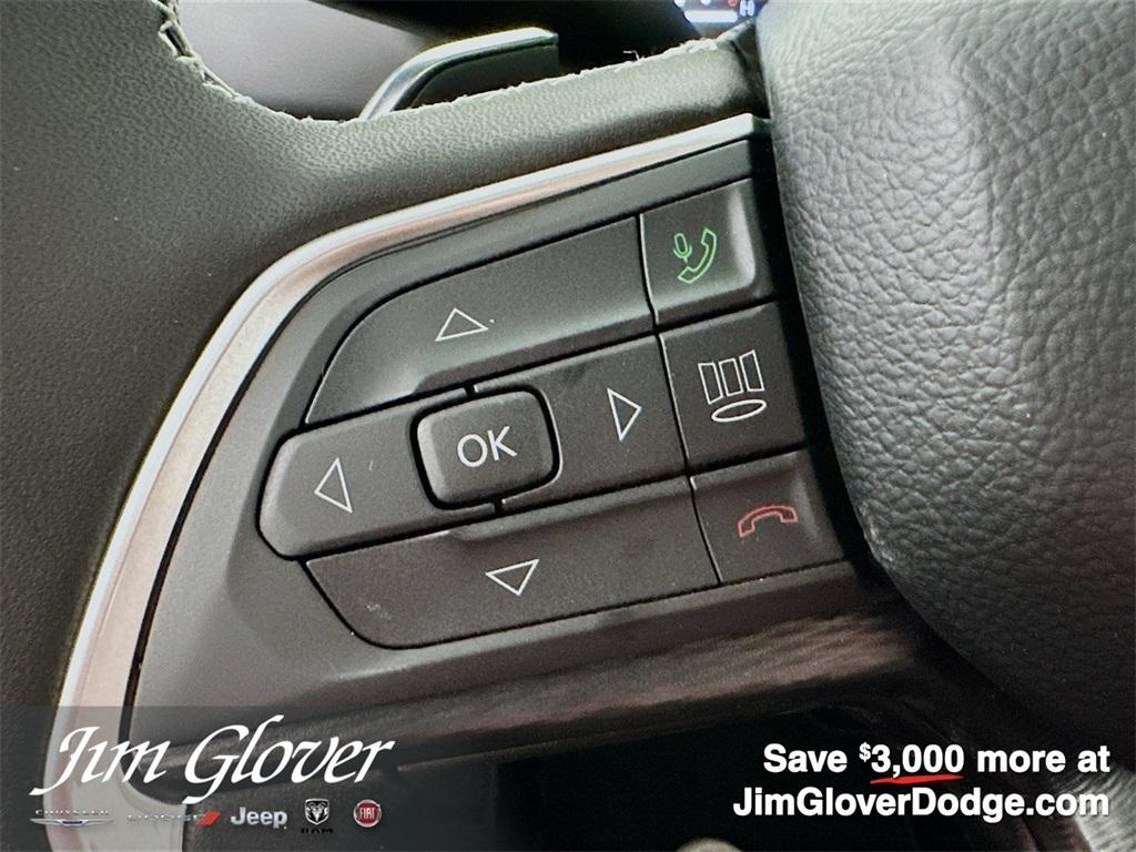 new 2025 Jeep Grand Cherokee car, priced at $42,974