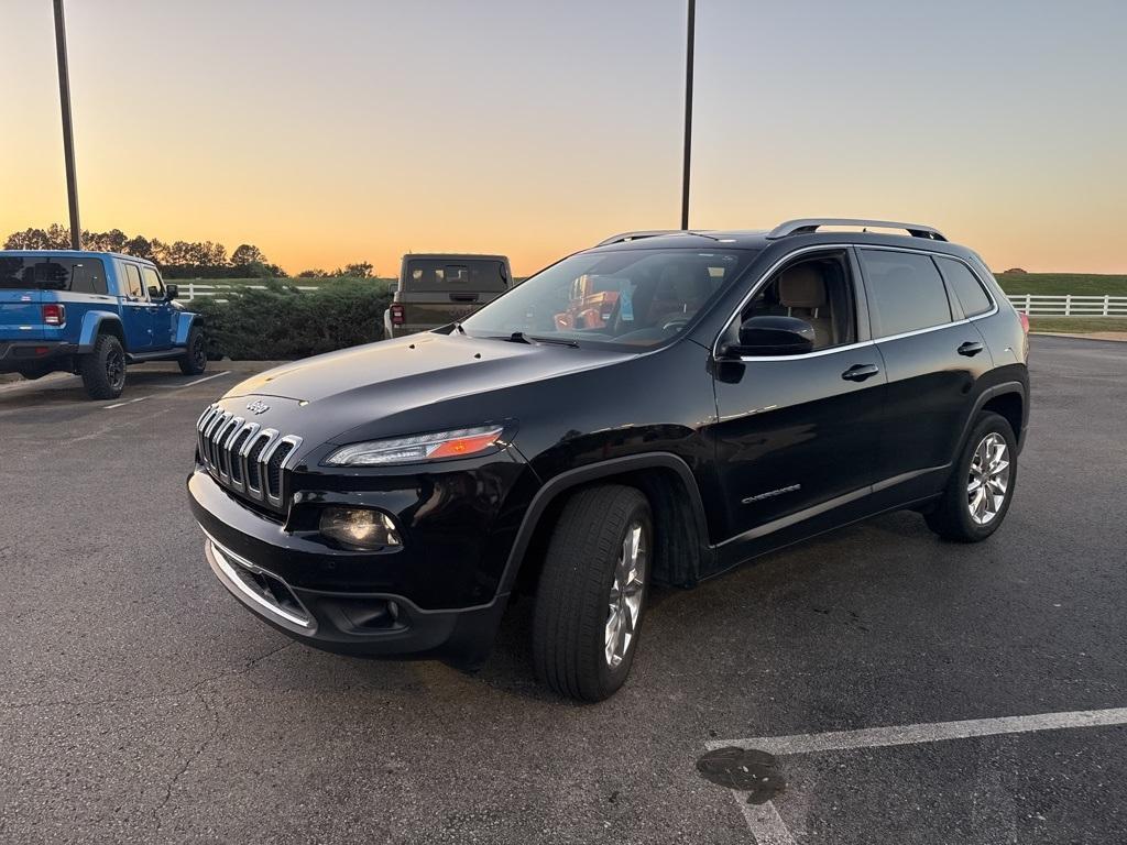 used 2016 Jeep Cherokee car, priced at $12,113