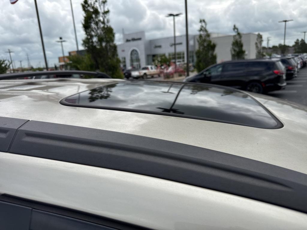 used 2005 Chrysler Pacifica car, priced at $7,995