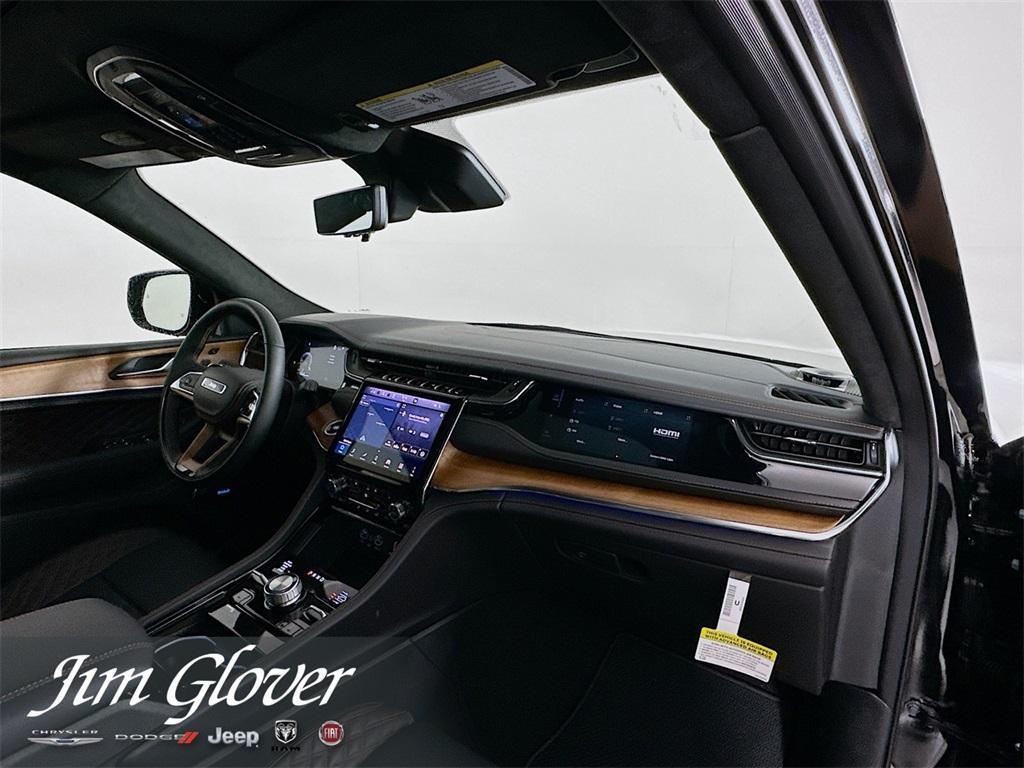 new 2025 Jeep Grand Cherokee L car, priced at $64,195