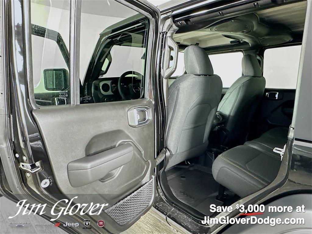 new 2025 Jeep Wrangler car, priced at $59,786