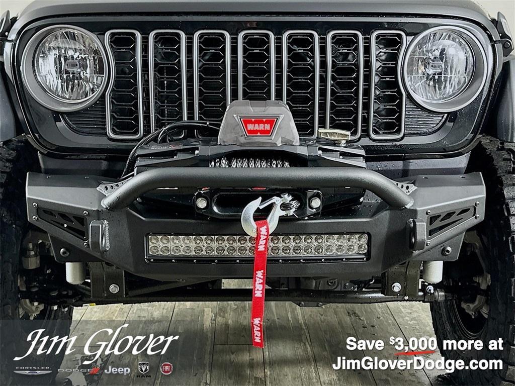 new 2025 Jeep Wrangler car, priced at $59,786