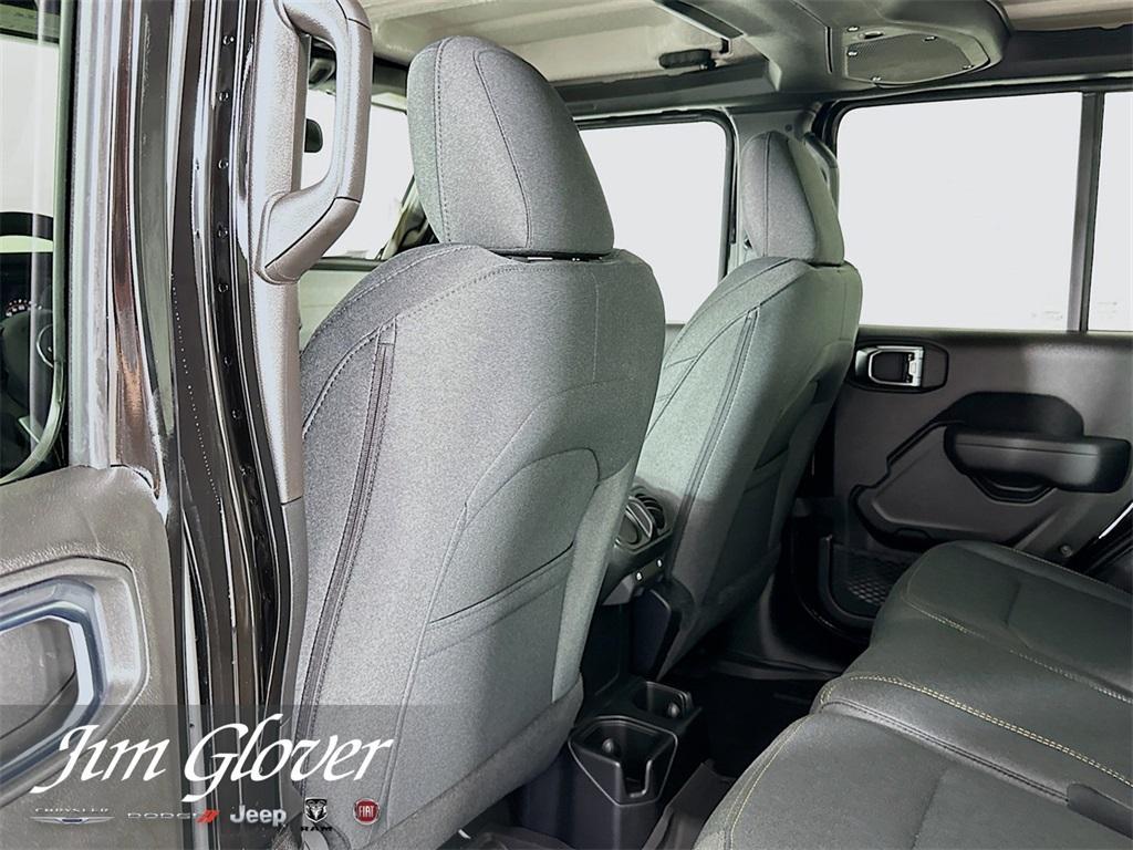 new 2025 Jeep Wrangler car, priced at $44,132
