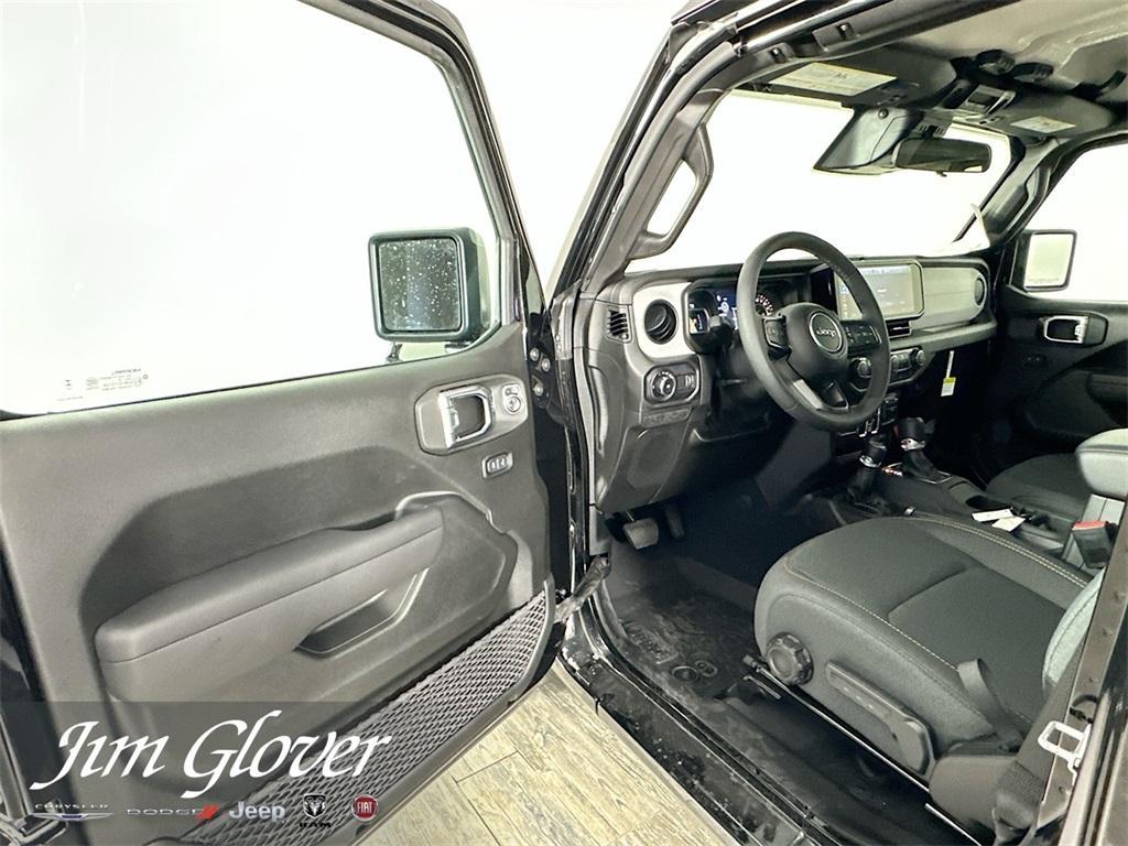 new 2025 Jeep Wrangler car, priced at $44,132