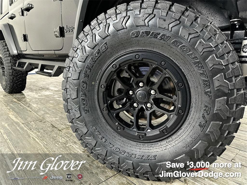 new 2025 Jeep Wrangler car, priced at $59,786