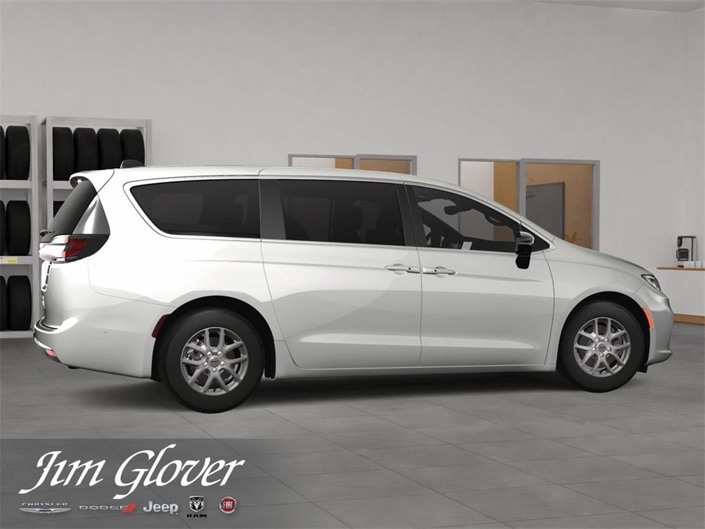 new 2025 Chrysler Pacifica car, priced at $41,592