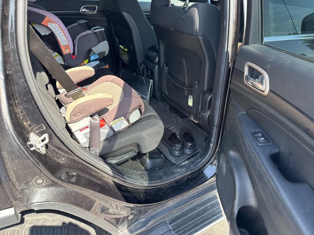 used 2014 Jeep Grand Cherokee car, priced at $14,594