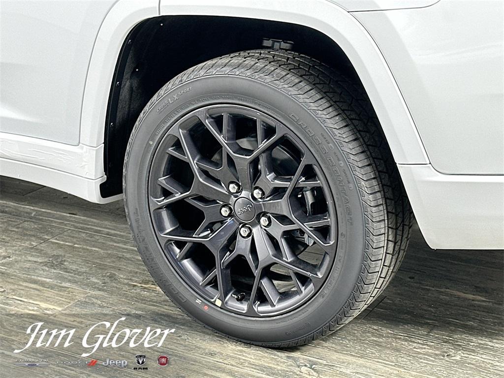 new 2025 Jeep Grand Cherokee L car, priced at $65,837